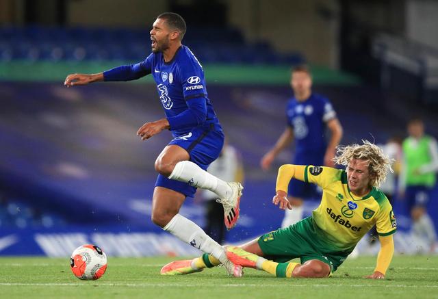 欧联杯｜ 32岁孙兴慜连9季破门数上双 主帅挺热刺队长回击质疑.